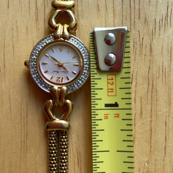 LUCION PICCARD LADIES WATCH - Picture 9 of 13